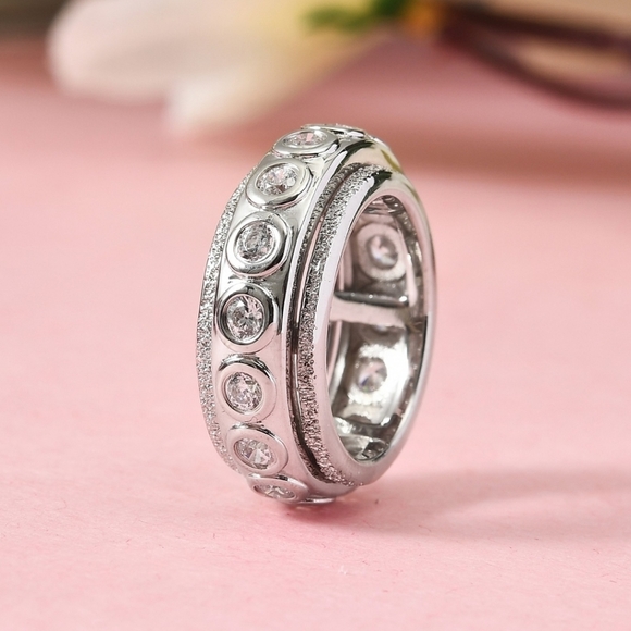 Elegant Silver Band with Crystal Accents - Picture 2 of 9